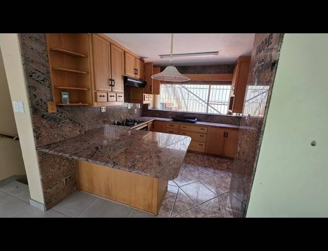 3 BEDROOM TOWNHOUSE FOR SALE IN WONDERBOOM